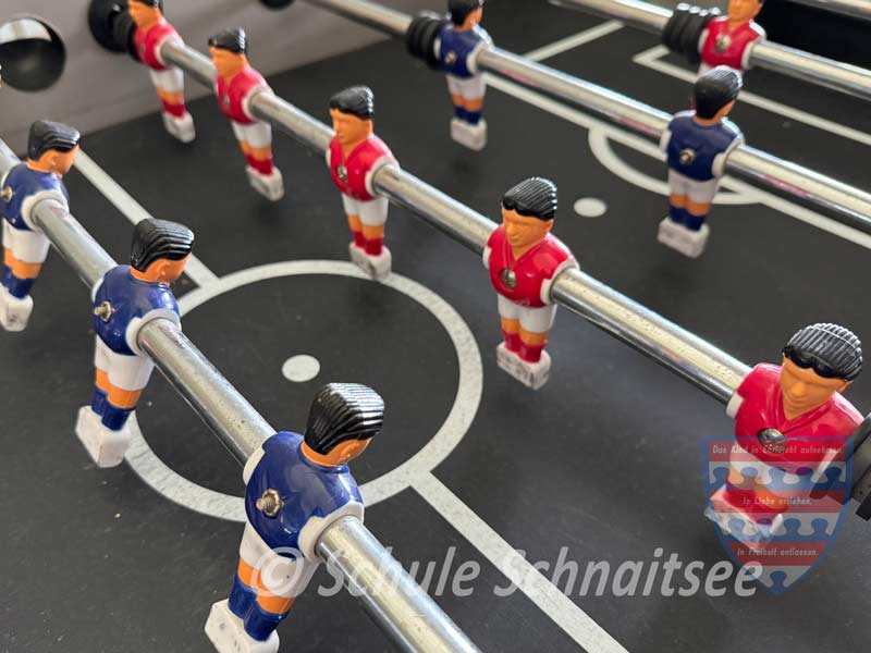 Spiele Kicker im Team!